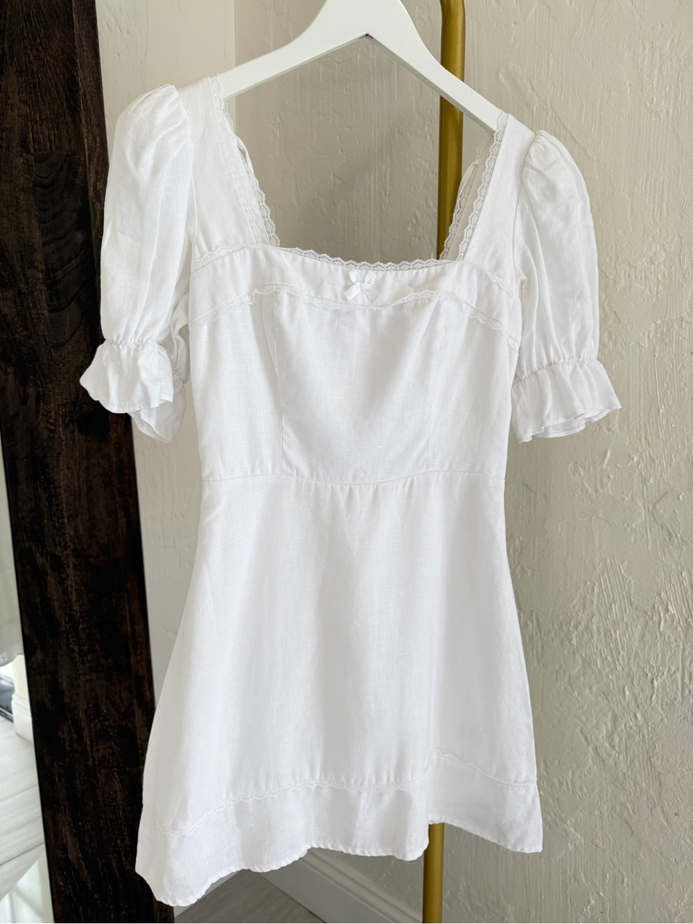 Reformation White Linen Mini Dress Size 4 Puff Sleeve Lace Like New - Picture 2 of 6